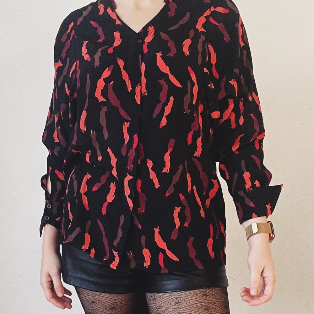 Nice colours shirt with fox pattern